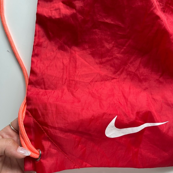 Nike drawstring bag - Picture 3 of 4